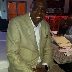 Meet your Posher, Ronald